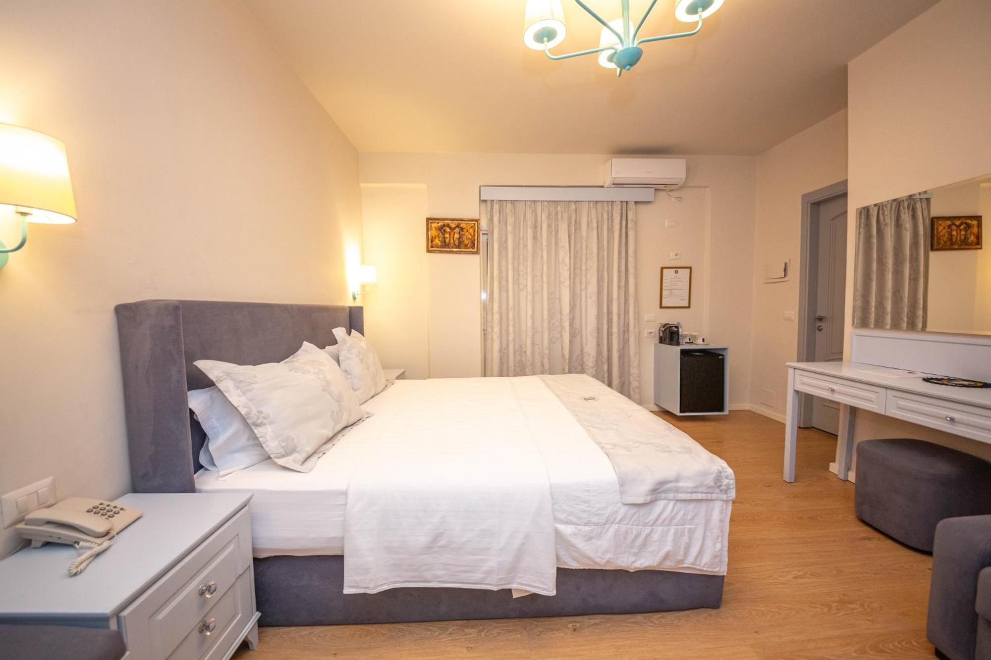 Illyrian Boutique Hotel Saranda Szoba fotó