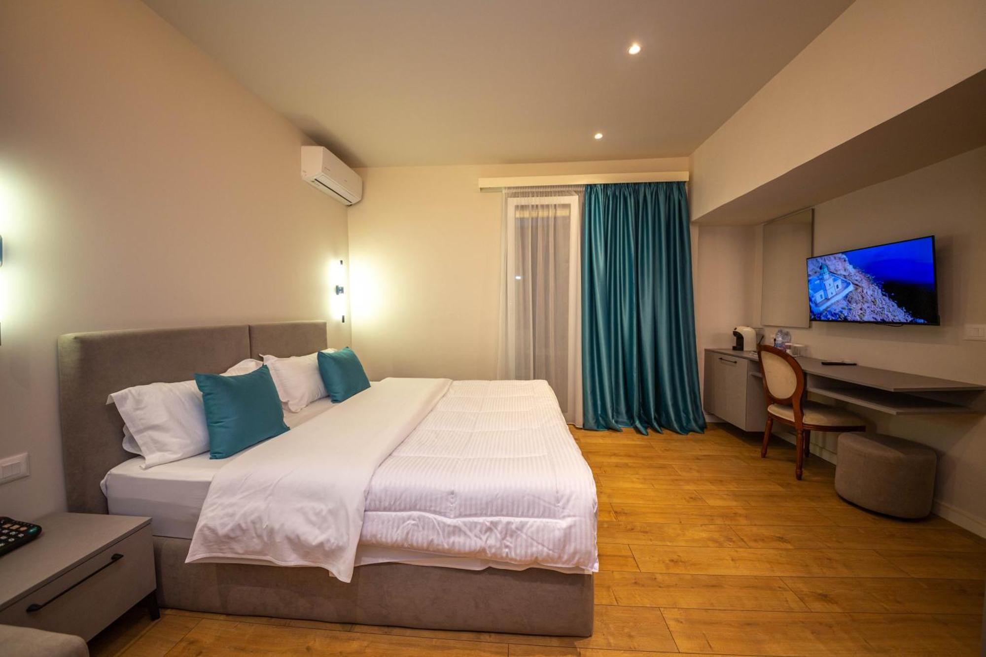 Illyrian Boutique Hotel Saranda Kültér fotó